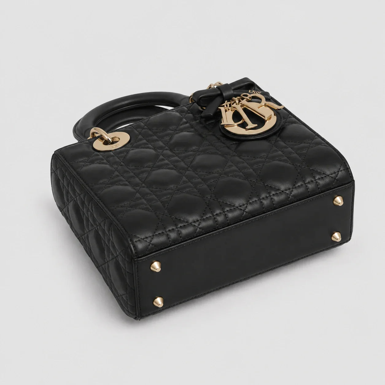 Lady Dior Cannage Lammleder Schwarz — Beschläge Detailansicht | Luren Authentisch