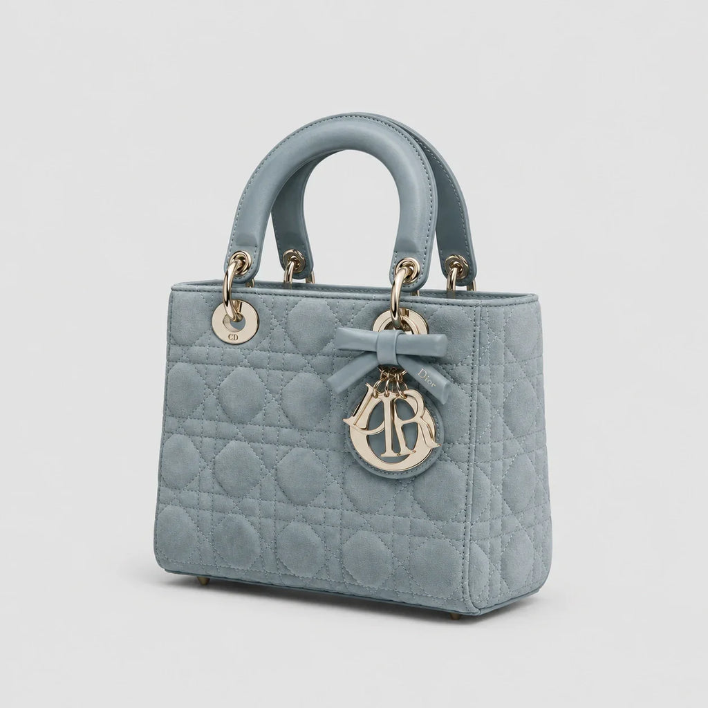 Lady Dior Cannage Veloursleder Himmelblau — Seitenansicht | Luren Authentisch