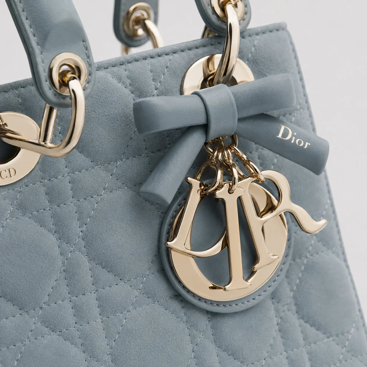 Lady Dior Cannage Veloursleder Himmelblau — Henkel und Trageriemen | Luren Authentisch